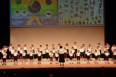 富吉小学校合唱風景