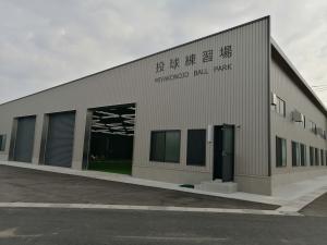 投球練習場（ブルペン）外観